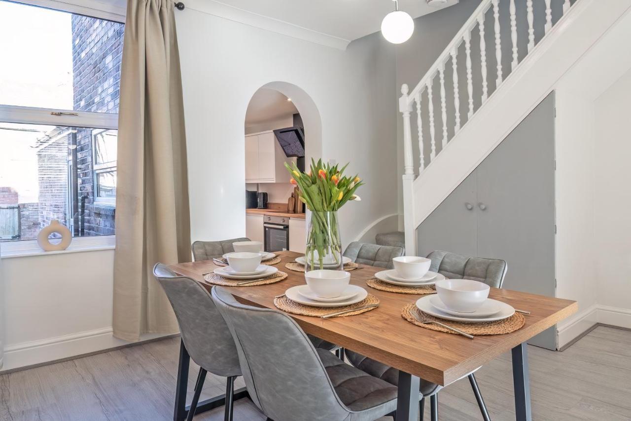 Southview Stays - Three Bedroom House Chester Dış mekan fotoğraf